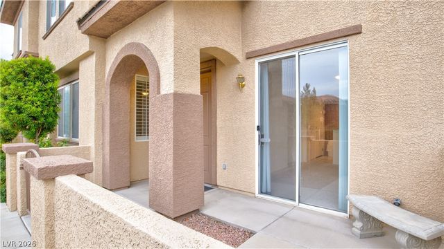 10180 Delray Beach Avenue 102, Las Vegas, NV 89129