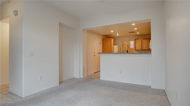 10180 Delray Beach Avenue 102, Las Vegas, NV 89129