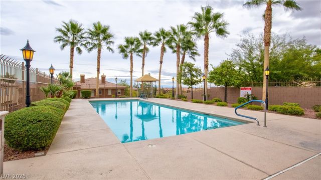 10180 Delray Beach Avenue 102, Las Vegas, NV 89129