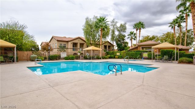 10180 Delray Beach Avenue 102, Las Vegas, NV 89129