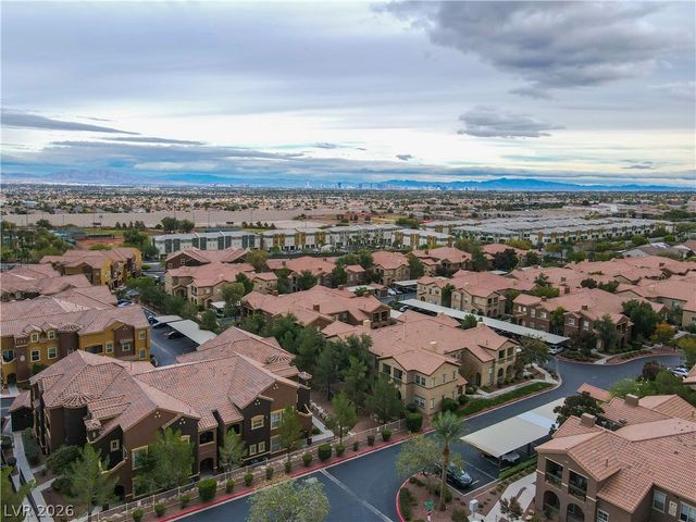 10180 Delray Beach Avenue 102, Las Vegas, NV 89129
