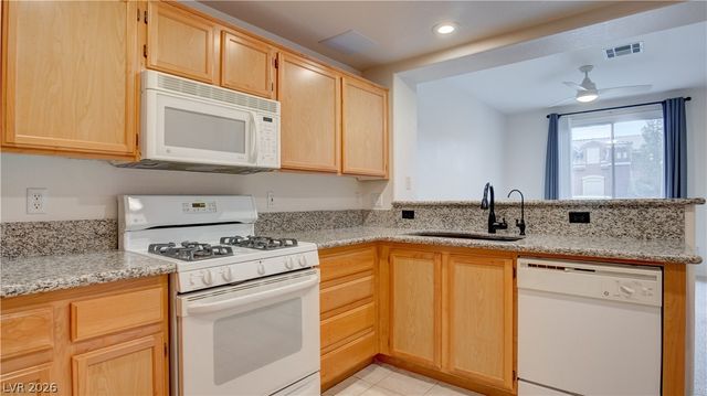 10180 Delray Beach Avenue 102, Las Vegas, NV 89129