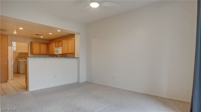 10180 Delray Beach Avenue 102, Las Vegas, NV 89129