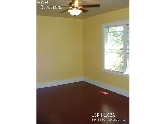 824 Se 30TH Ave, Portland, OR 97214