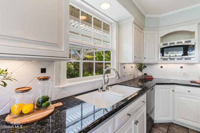 637 Bluegrass Street, Simi Valley, CA 93065