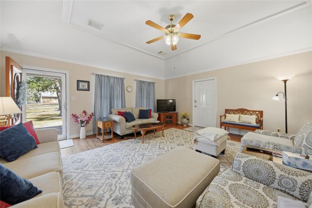 319 Shady Acres Lane, Brenham, TX 77833