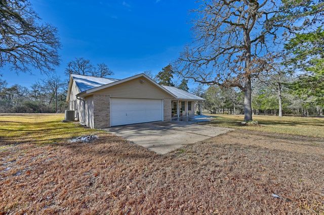 319 Shady Acres Lane, Brenham, TX 77833