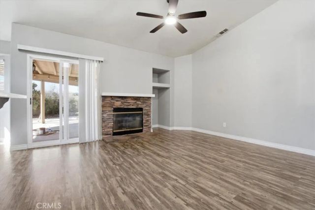 8910 Glenwood, Hesperia, CA 92344