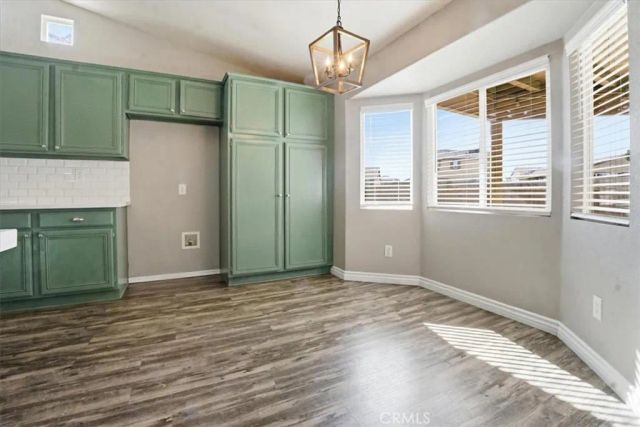 8910 Glenwood, Hesperia, CA 92344