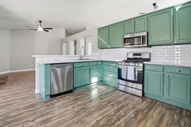 8910 Glenwood, Hesperia, CA 92344