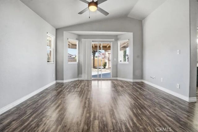 8910 Glenwood, Hesperia, CA 92344