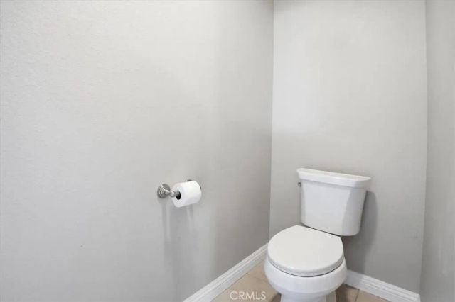 8910 Glenwood, Hesperia, CA 92344