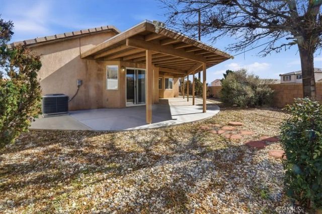 8910 Glenwood, Hesperia, CA 92344