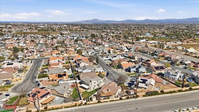 8910 Glenwood, Hesperia, CA 92344