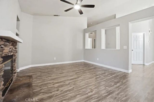 8910 Glenwood, Hesperia, CA 92344