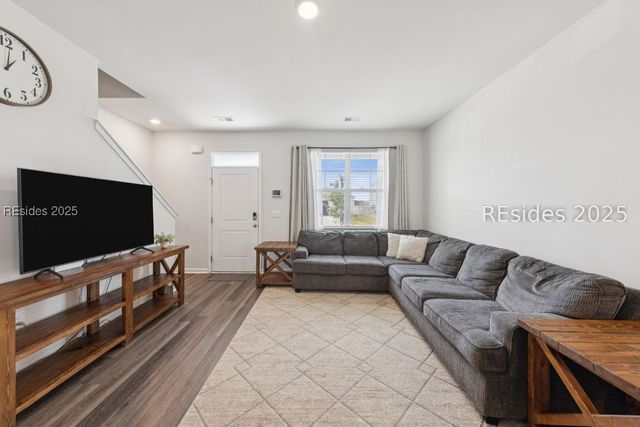 2015 Sanctum St, Ridgeland, SC 29936