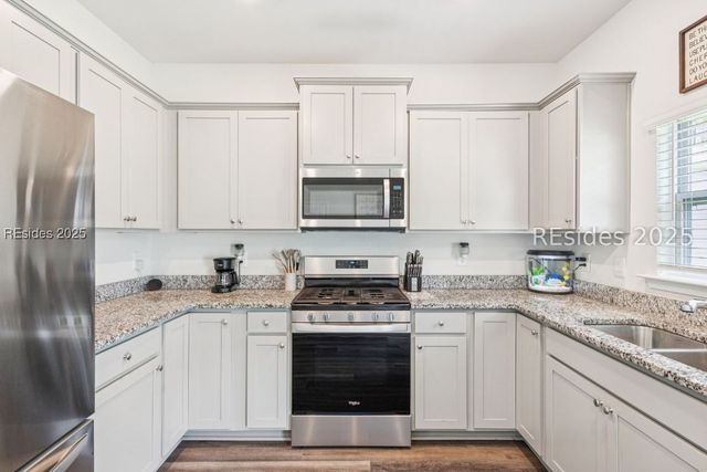 2015 Sanctum St, Ridgeland, SC 29936