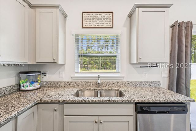 2015 Sanctum St, Ridgeland, SC 29936