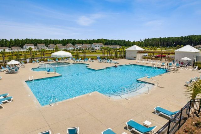 2015 Sanctum St, Ridgeland, SC 29936