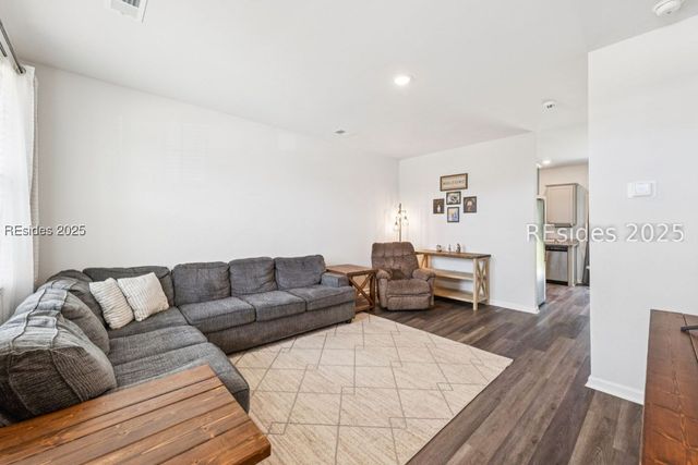 2015 Sanctum St, Ridgeland, SC 29936