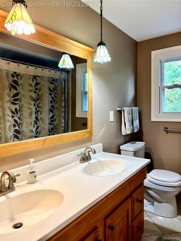 17307 Francavilla Drive, Livonia, MI 48152