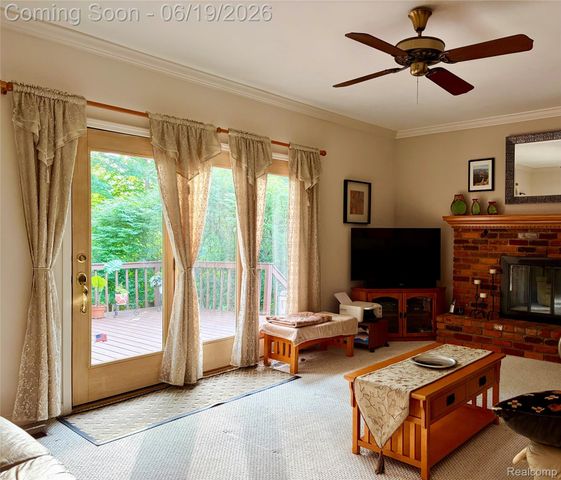 17307 Francavilla Drive, Livonia, MI 48152