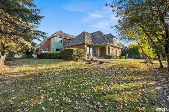 4755 N GRANDVIEW Drive, Peoria Heights, IL 61616