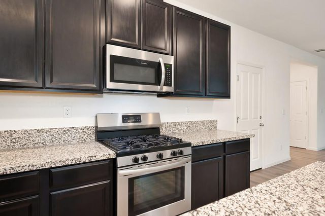 3200 Welton Cir, Roseville, CA 95747