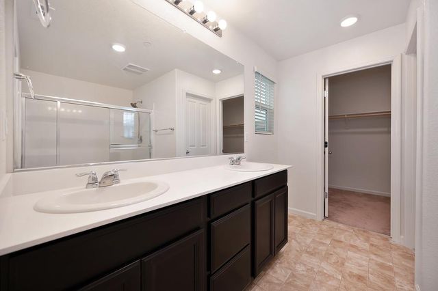 3200 Welton Cir, Roseville, CA 95747