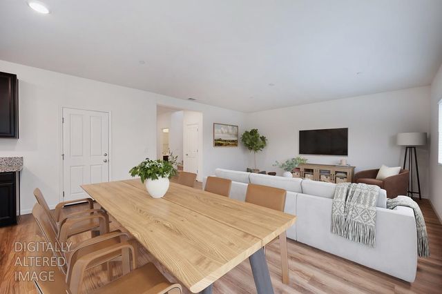 3200 Welton Cir, Roseville, CA 95747