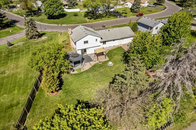 1722 Nokia Way, Eagan, MN 55122