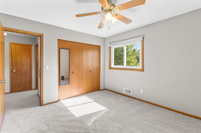 1722 Nokia Way, Eagan, MN 55122