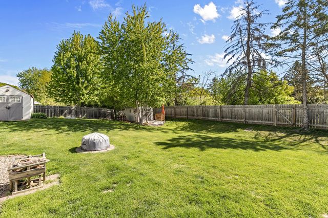 1722 Nokia Way, Eagan, MN 55122