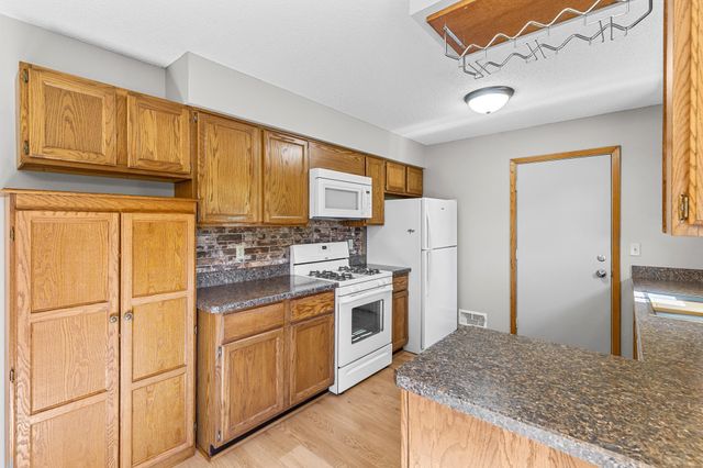1722 Nokia Way, Eagan, MN 55122