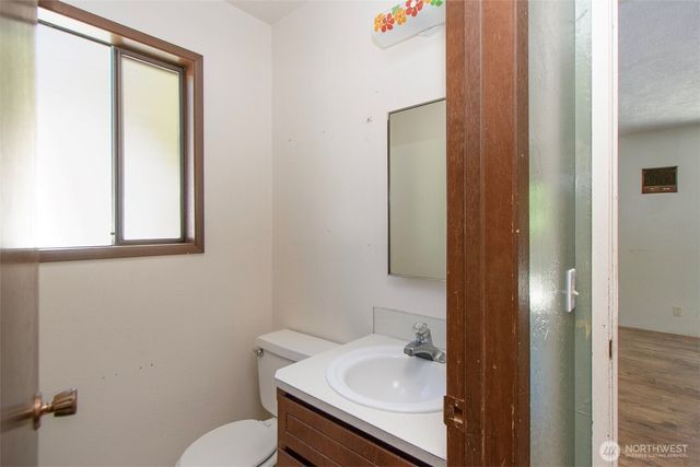 537 Herrick Road, Port Angeles, WA 98363