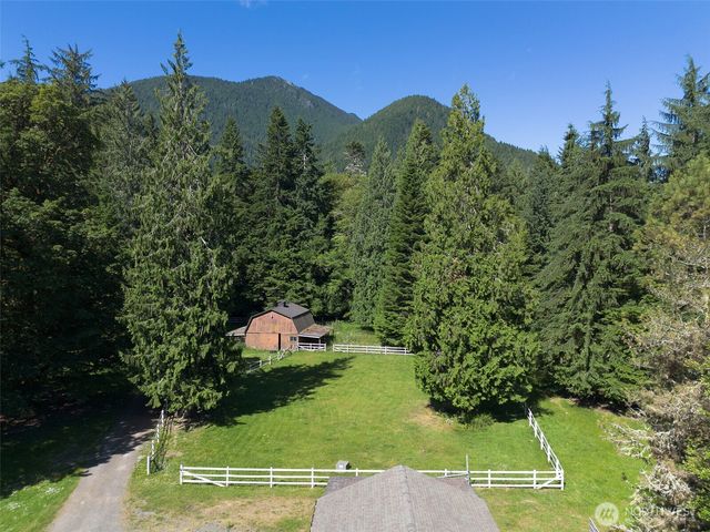 537 Herrick Road, Port Angeles, WA 98363