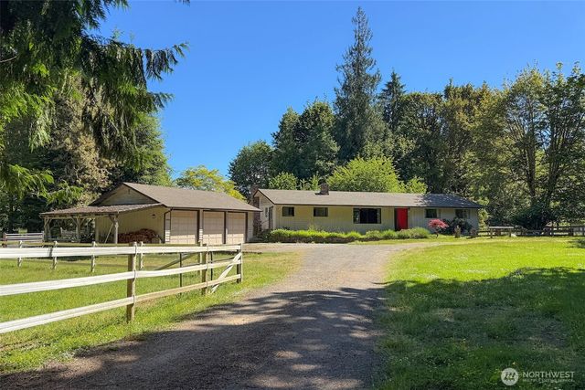 537 Herrick Road, Port Angeles, WA 98363