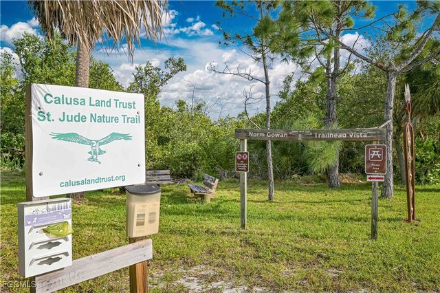 3901 Crestwell CT, St James City, FL 33956