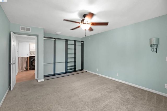 37168 Meadowbrook Cmn 304, Fremont, CA 94536