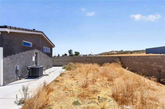 11152 E Avenue V12, Littlerock, CA 93543