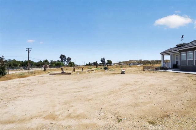 11152 E Avenue V12, Littlerock, CA 93543