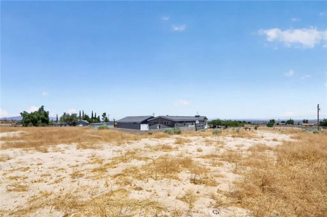 11152 E Avenue V12, Littlerock, CA 93543