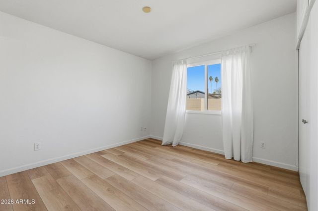 2428 E LA JOLLA Drive, Tempe, AZ 85282