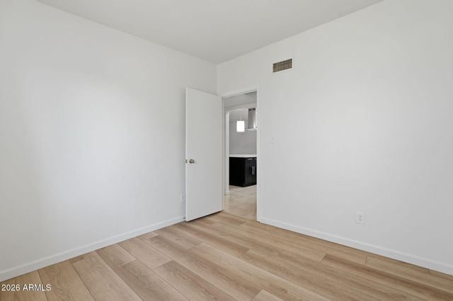 2428 E LA JOLLA Drive, Tempe, AZ 85282