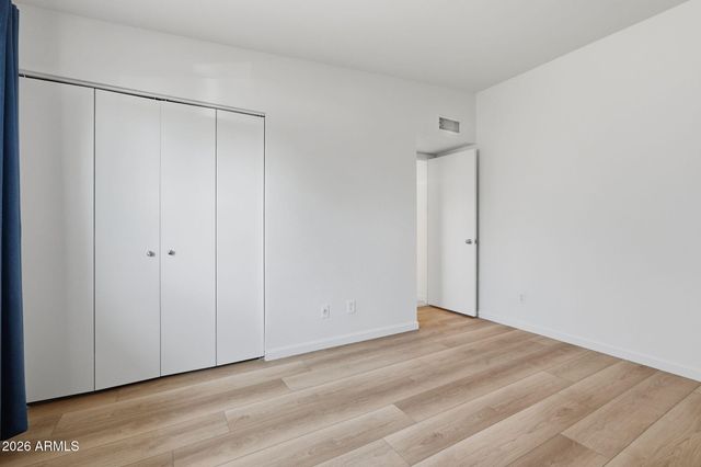 2428 E LA JOLLA Drive, Tempe, AZ 85282