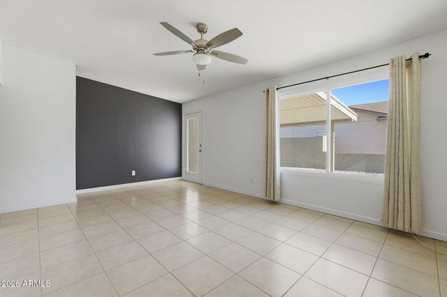 2428 E LA JOLLA Drive, Tempe, AZ 85282