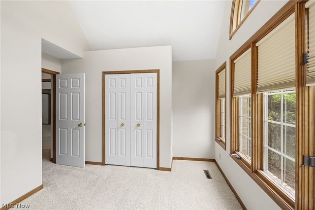 22445 Christopher Court, Strongsville, OH 44149