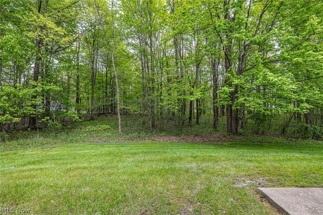 22445 Christopher Court, Strongsville, OH 44149
