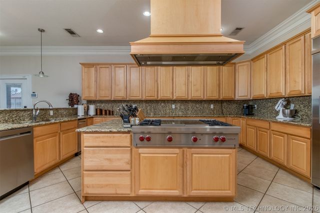 203 Hillcrest Heights, Durant, OK 74701