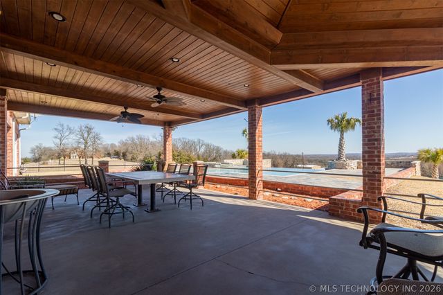 203 Hillcrest Heights, Durant, OK 74701